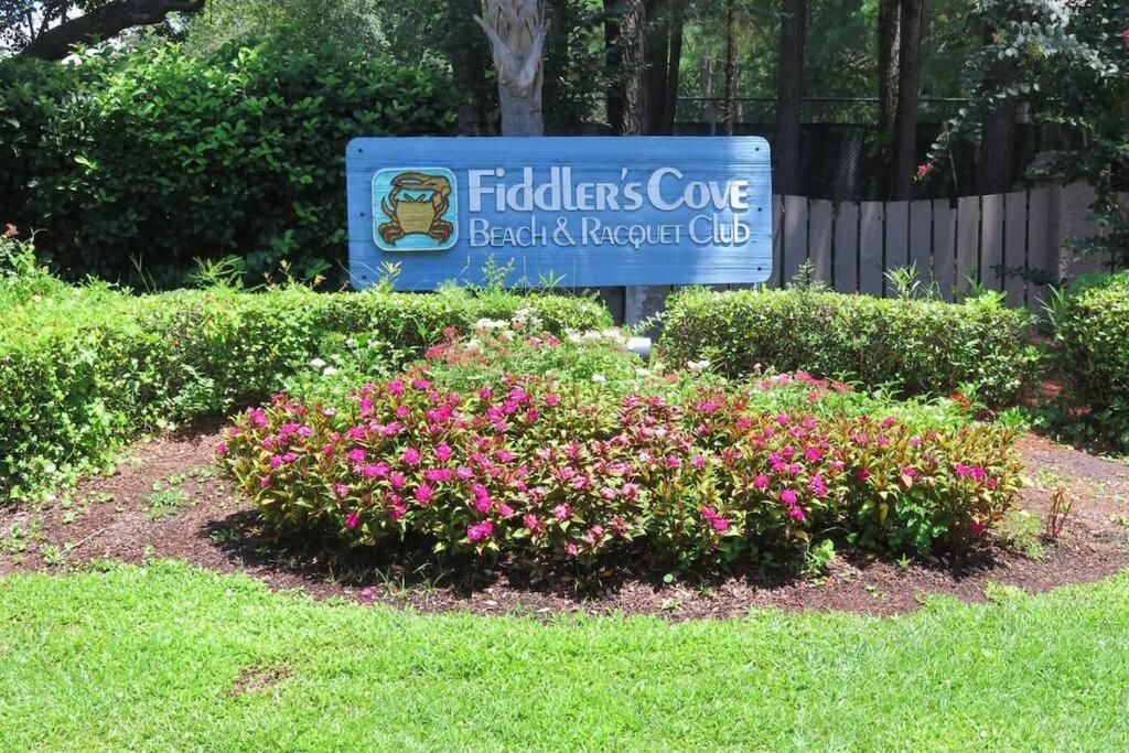Cute 2 Bedroom, 2 Bath Condo At Folly Field Beach Hilton Head Island Zewnętrze zdjęcie